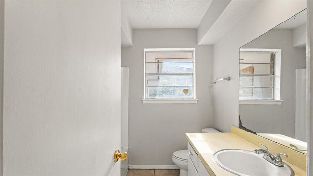 1204 NW 89th Street, Oklahoma City, OK 73114