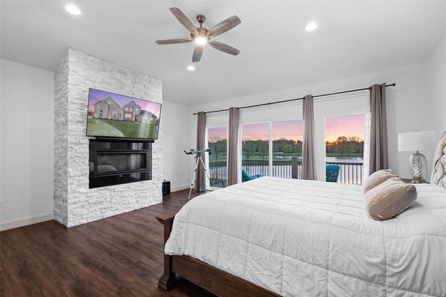 17017 Prestige Landing, Chesterfield, MO 63005