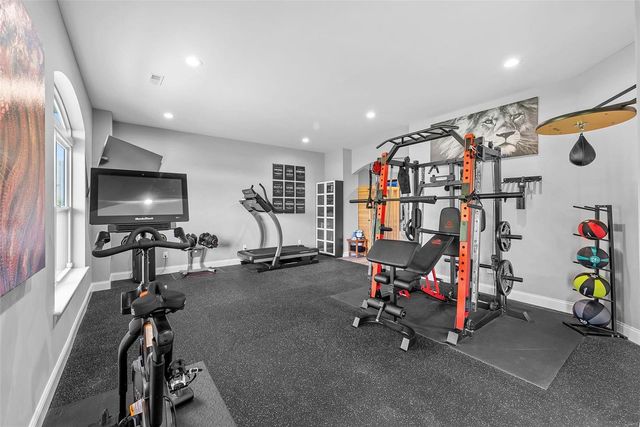 17017 Prestige Landing, Chesterfield, MO 63005