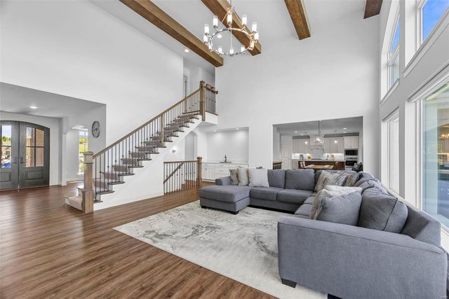 17017 Prestige Landing, Chesterfield, MO 63005
