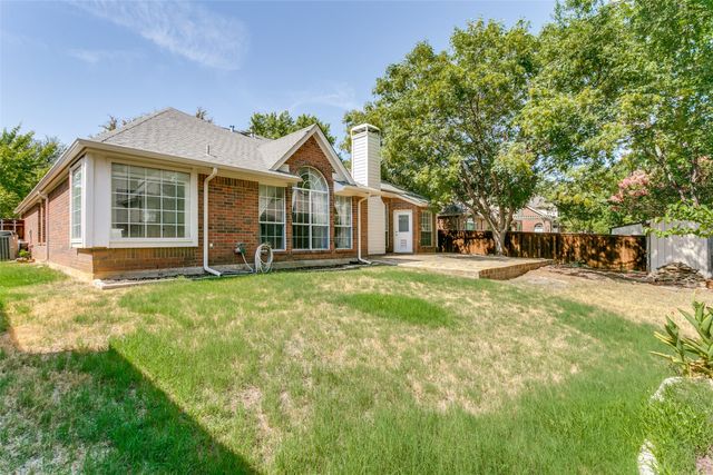 2120 Brentcove Drive, Grapevine, TX 76051