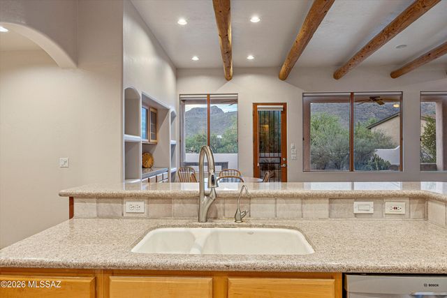10395 E Snyder Creek Place, Tucson, AZ 85749