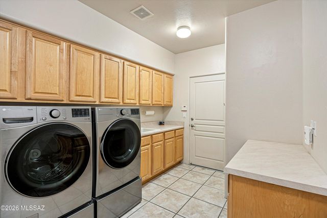 10395 E Snyder Creek Place, Tucson, AZ 85749