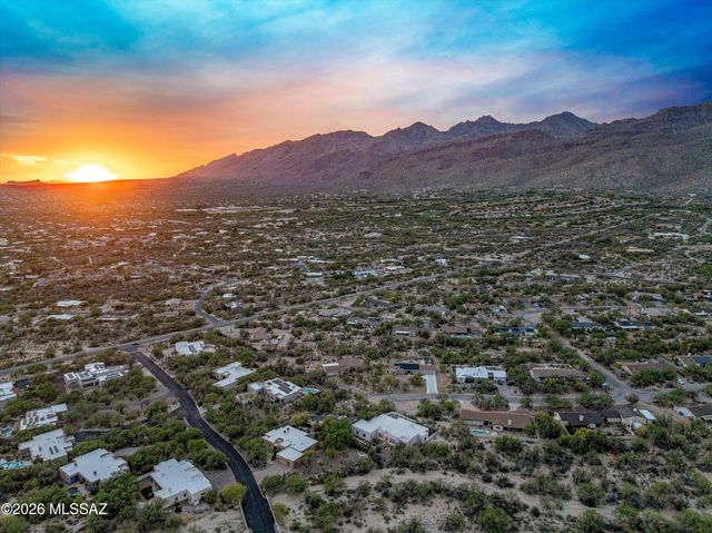 10395 E Snyder Creek Place, Tucson, AZ 85749