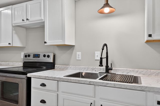 169 Lois Lane, Nicholasville, KY 40356