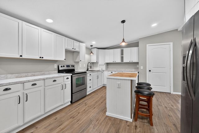 169 Lois Lane, Nicholasville, KY 40356