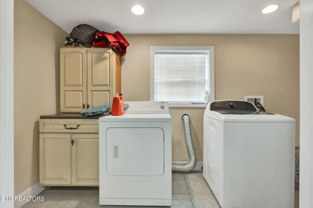 374 NW Marina Hills Circle, Charleston, TN 37310