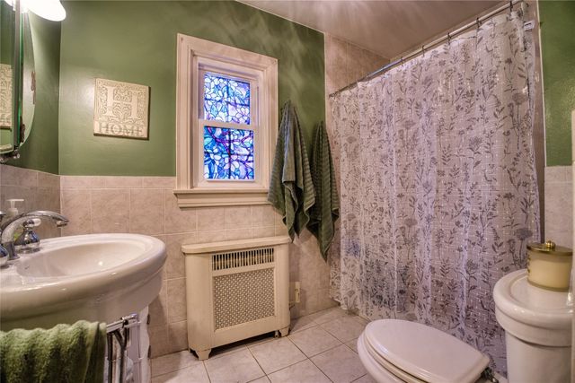 603 KAHKWA Boulevard, Erie, PA 16505