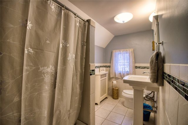 603 KAHKWA Boulevard, Erie, PA 16505