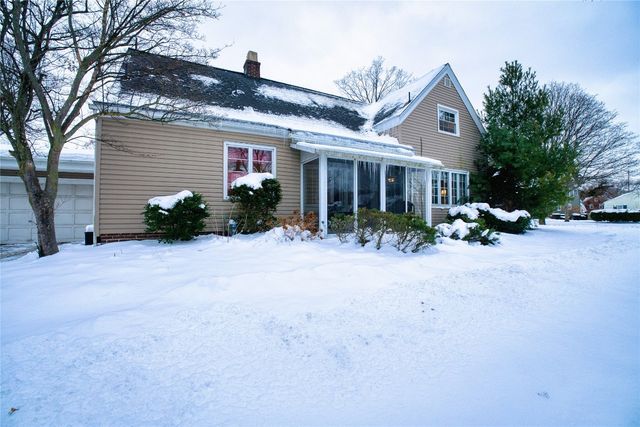 603 KAHKWA Boulevard, Erie, PA 16505