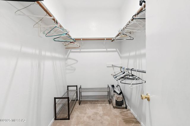 580 W Crenshaw Lane, Green Valley, AZ 85614