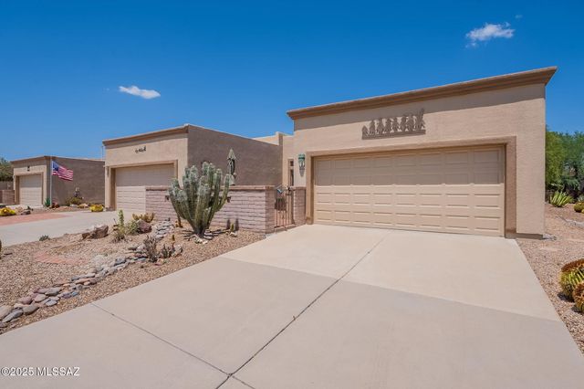580 W Crenshaw Lane, Green Valley, AZ 85614