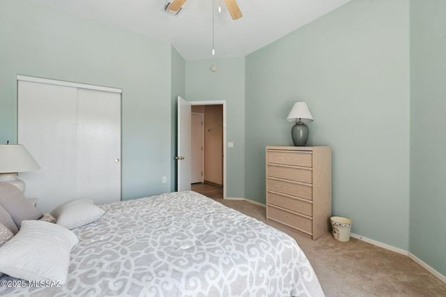 580 W Crenshaw Lane, Green Valley, AZ 85614