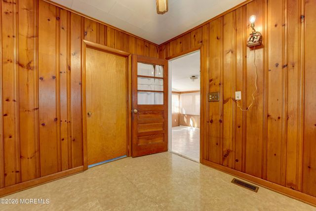 574 Central Avenue, Spring Lake Heights, NJ 07762