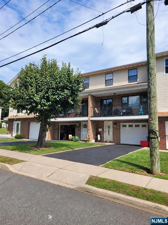 61 Henry Street 3, Elmwood Park, NJ 07407