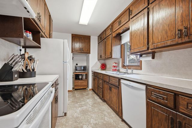 5120 Irondale Road, Mounds View, MN 55112
