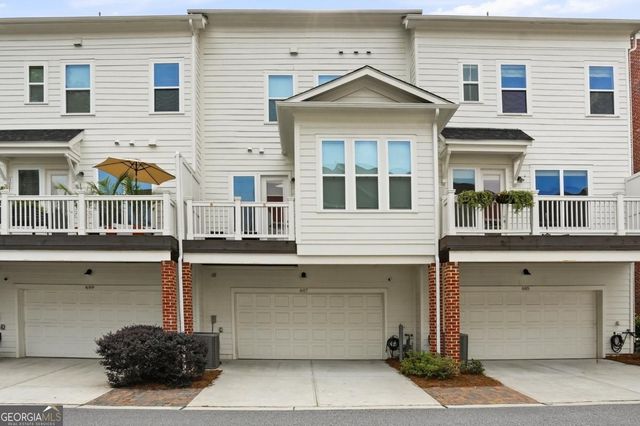 687 Brennan Drive, Decatur, GA 30033