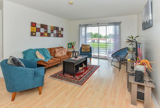 477 Lake Dora Drive, West Palm Beach, FL 33411