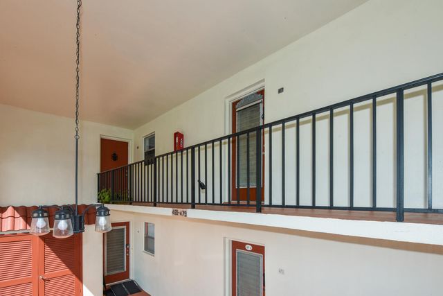 477 Lake Dora Drive, West Palm Beach, FL 33411