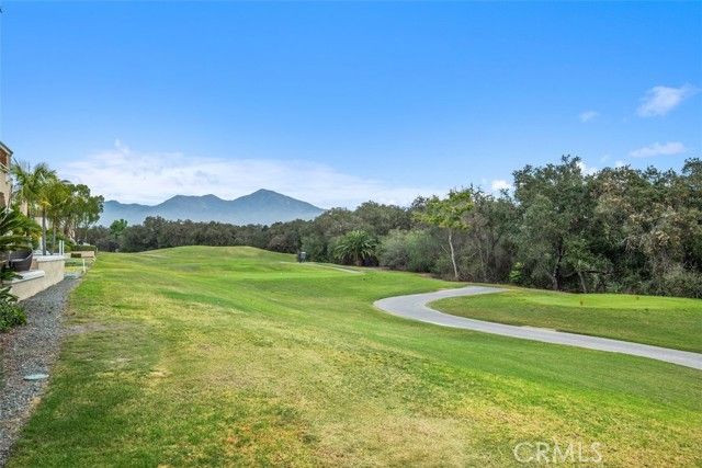 40 Via Barcaza, Laguna Hills, CA 92679