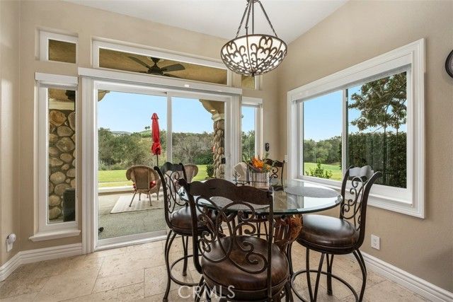 40 Via Barcaza, Laguna Hills, CA 92679