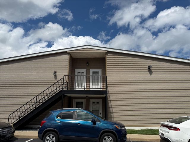 365 Rt 111 A16, Smithtown, NY 11787