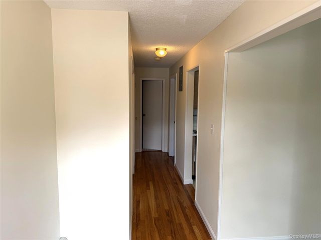 365 Rt 111 A16, Smithtown, NY 11787