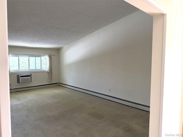 365 Rt 111 A16, Smithtown, NY 11787