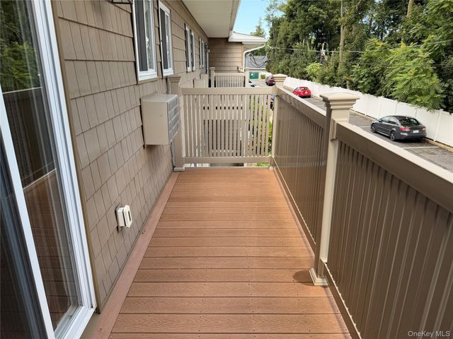 365 Rt 111 A16, Smithtown, NY 11787