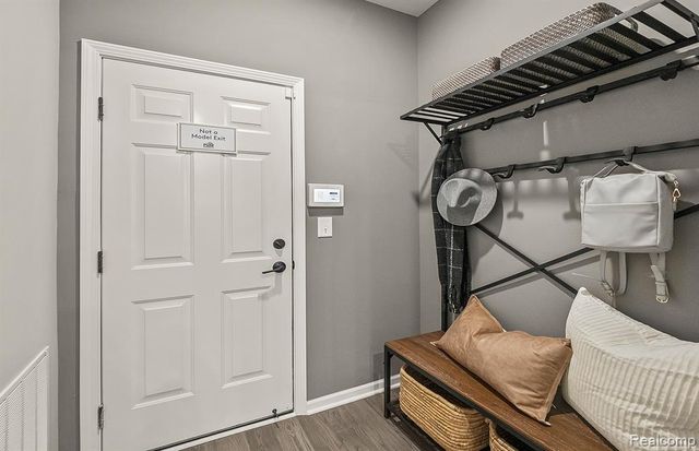 4032 Nottingham Circle, Clarkston, MI 48346