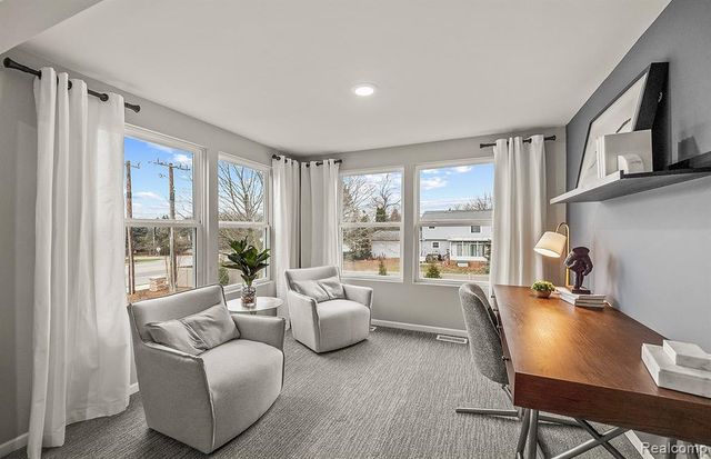 4032 Nottingham Circle, Clarkston, MI 48346