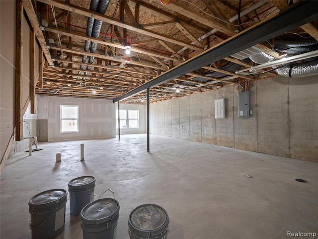 4032 Nottingham Circle, Clarkston, MI 48346