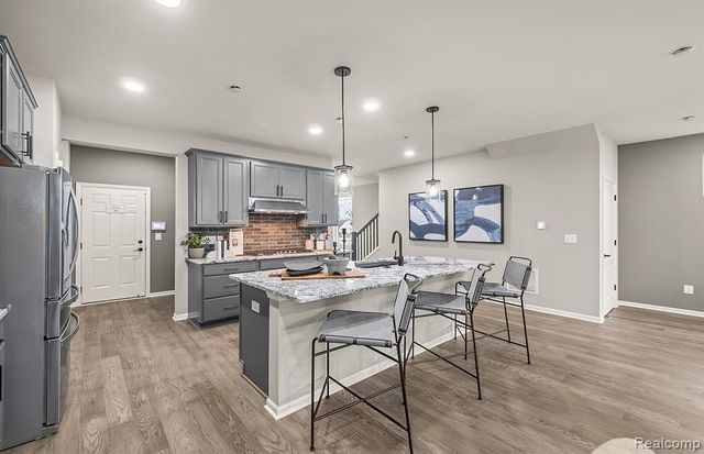 4032 Nottingham Circle, Clarkston, MI 48346