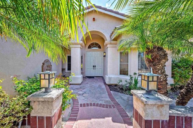 354 Benevente Drive, Oceanside, CA 92057