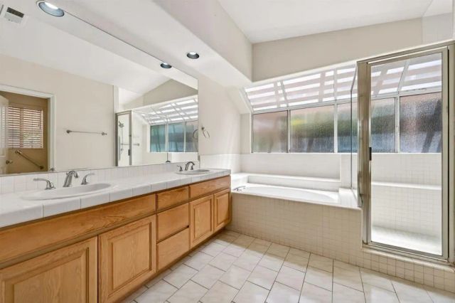354 Benevente Drive, Oceanside, CA 92057