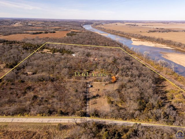 141, 127, 10 AC SW Urish RD, Topeka, KS 66615