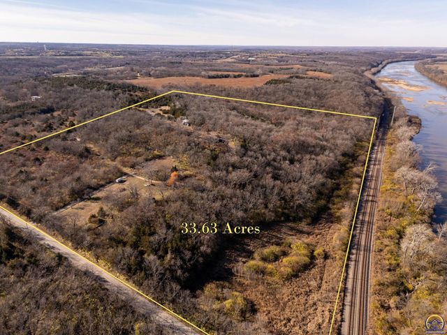 141, 127, 10 AC SW Urish RD, Topeka, KS 66615