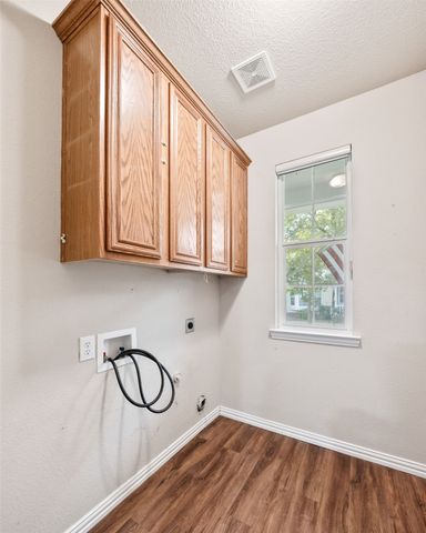 8057 Caladium Drive, North Richland Hills, TX 76180