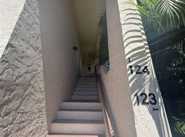 3500 EL CONQUISTADOR PARKWAY 124, Bradenton, FL 34210
