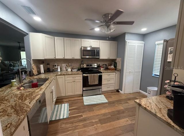3500 EL CONQUISTADOR PARKWAY 124, Bradenton, FL 34210