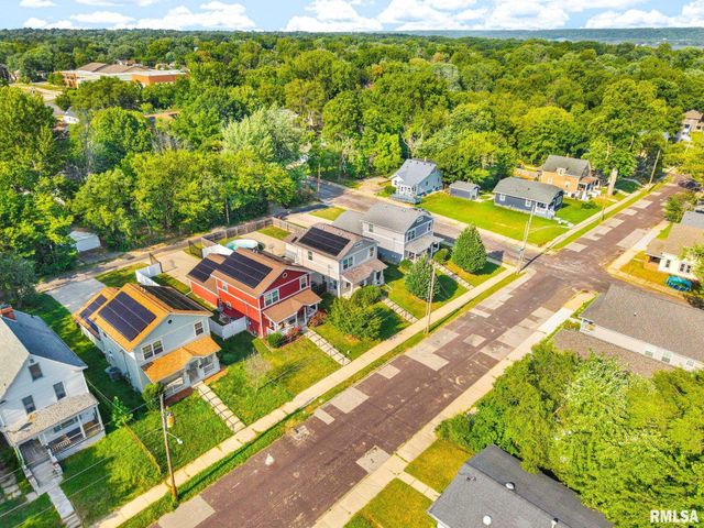 811 E BEHRENDS Avenue, Peoria, IL 61603