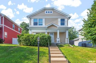 811 E BEHRENDS Avenue, Peoria, IL 61603