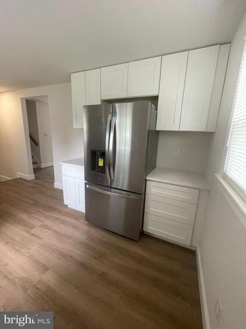 43 MIRY BROOK RD, Hamilton, NJ 08690