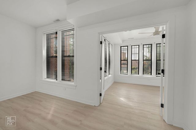 7717 N Sheridan Road 3F, Chicago, IL 60626