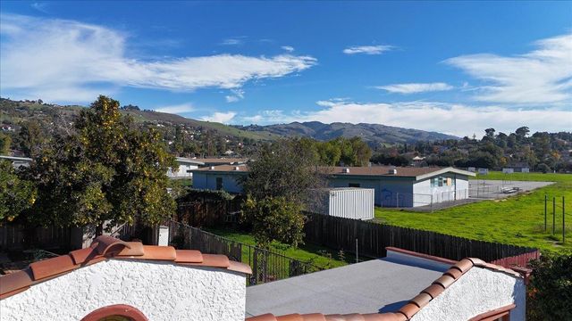 236 S Claremont Avenue, San Jose, CA 95127