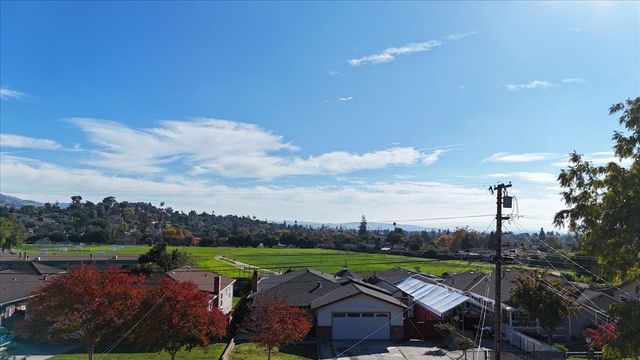 236 S Claremont Avenue, San Jose, CA 95127