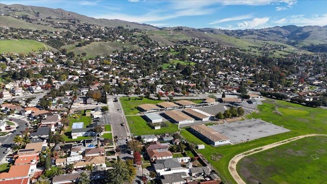 236 S Claremont Avenue, San Jose, CA 95127