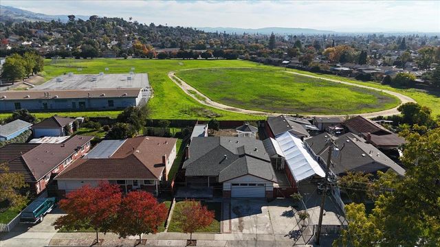 236 S Claremont Avenue, San Jose, CA 95127