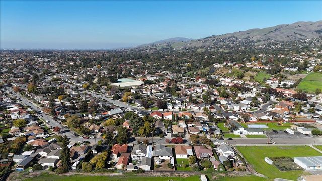 236 S Claremont Avenue, San Jose, CA 95127