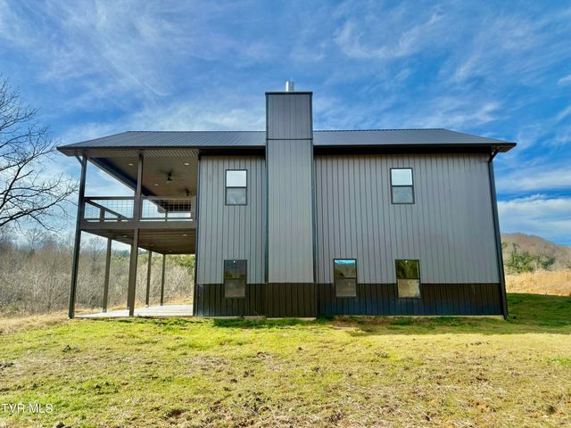 2114 Powell River Rd, Tazewell, TN 37879